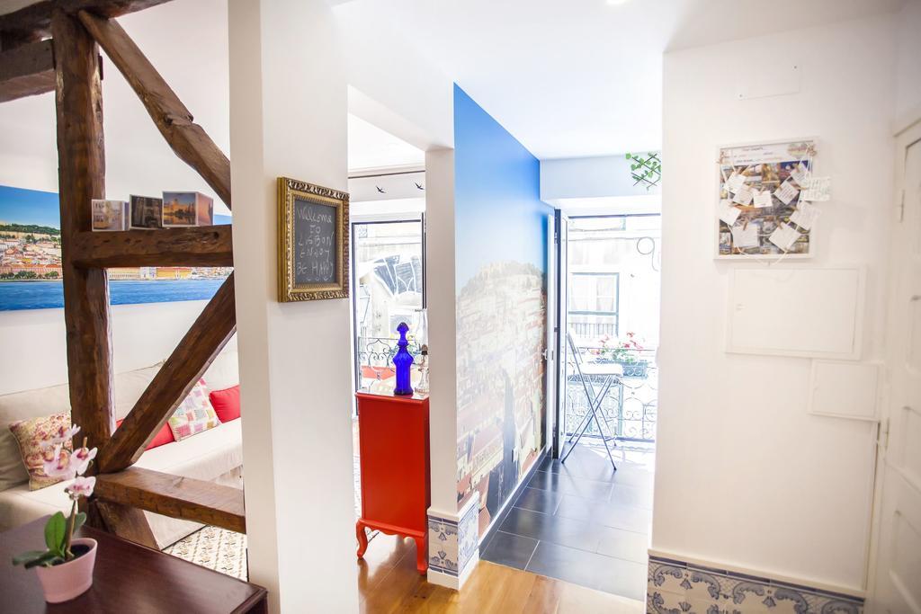 Typical Bairro Alto Apartment ลิสบอน ภายนอก รูปภาพ