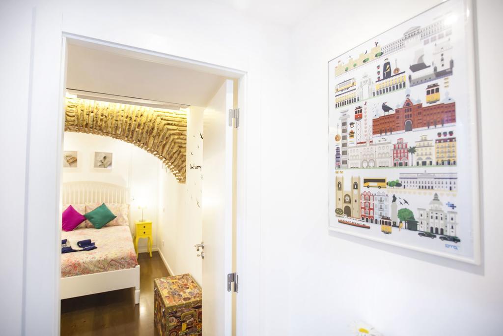 Typical Bairro Alto Apartment ลิสบอน ภายนอก รูปภาพ